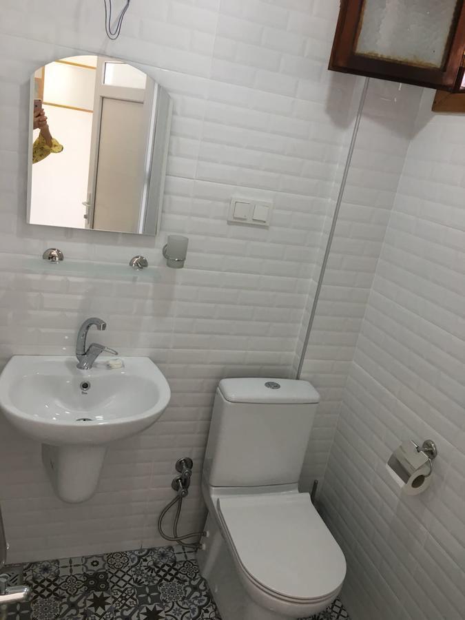 Miss Hotel Karya Oren  Exterior photo